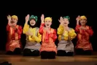gerakan tari saman