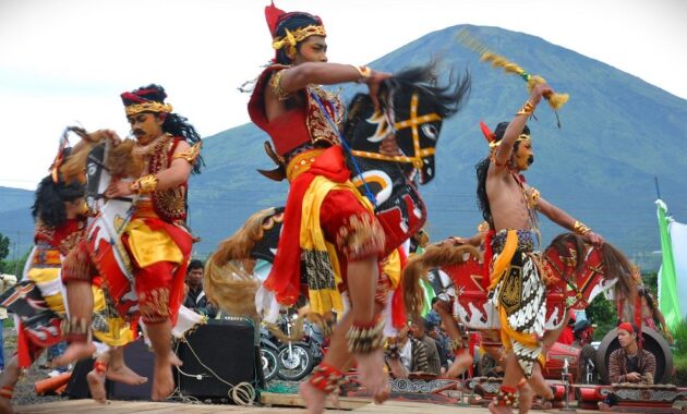 Ragam Seni Asal Indonesia