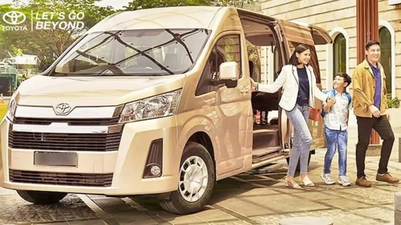 mobil hiace