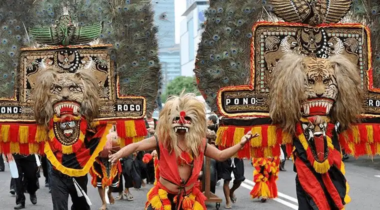 Kesenian Reog Ponorogo Berasal dari Provinsi Jawa Timur